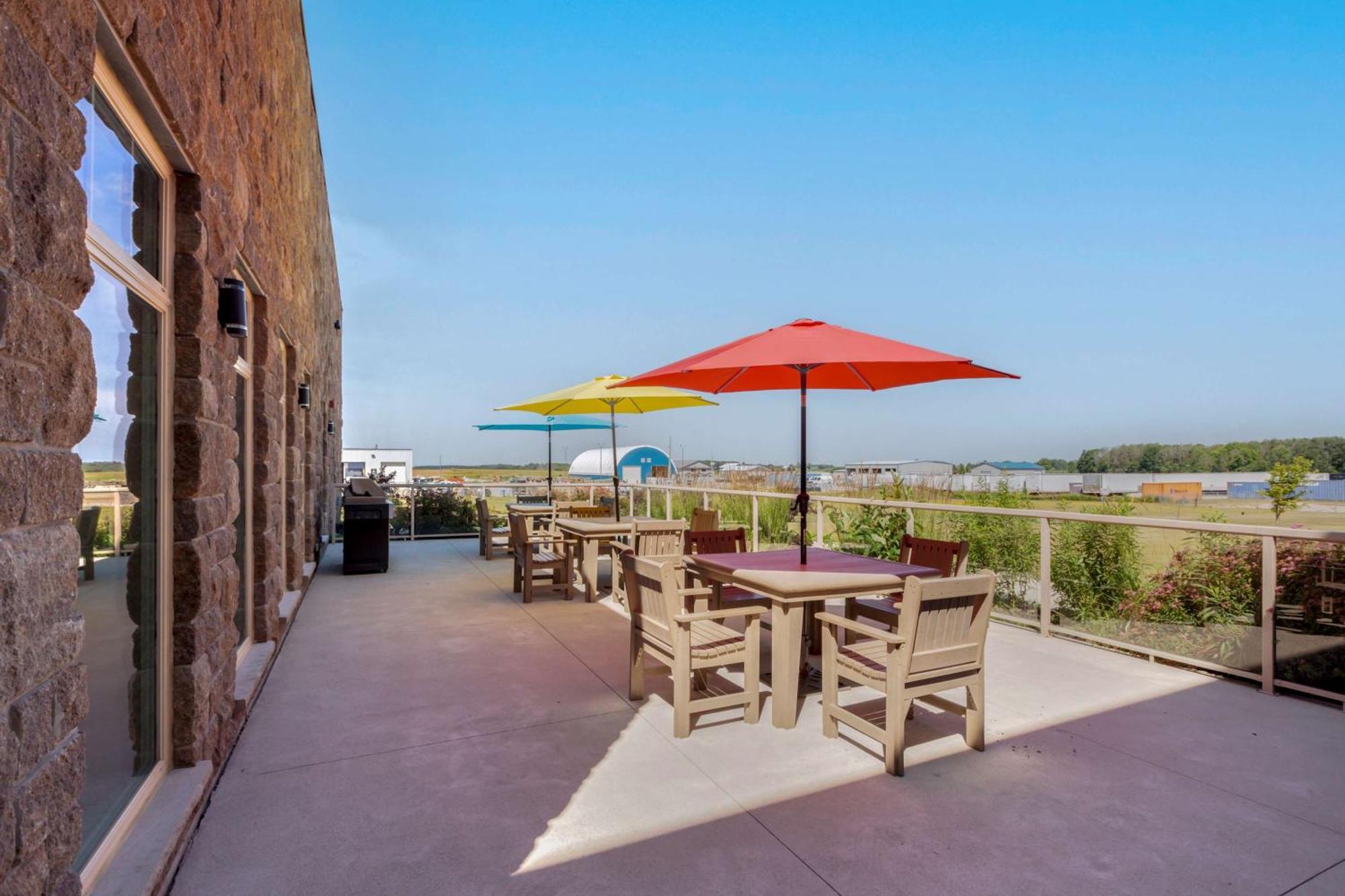 Best Western Plus Walkerton Hotel & Conference Centre Ngoại thất bức ảnh